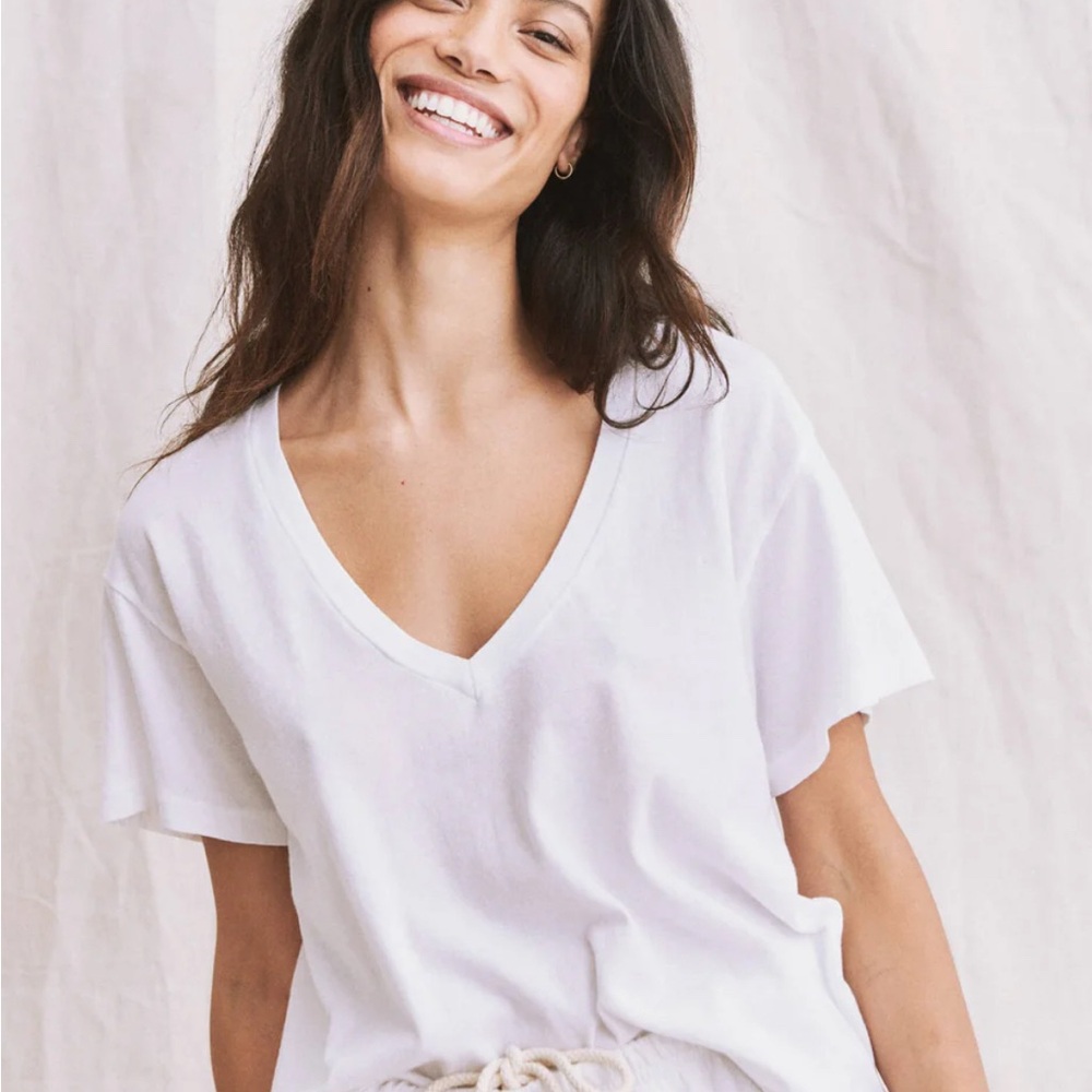 THE GREAT White V-Neck T-Shirt SIZE 2